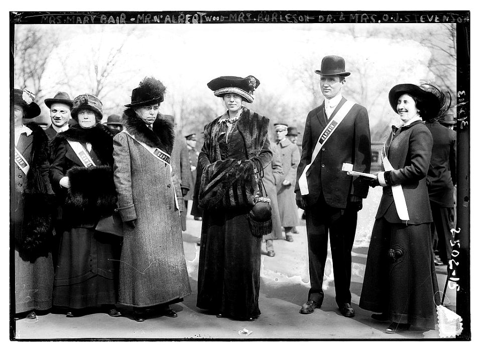 Mrs. Mary Bair, Mr. N. Albert Wood, Mrs. (Richard Coke) Burleson, Dr. & Mrs. O.J. Stevenson LCCN2014691467