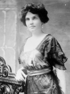 Mrs. T.P. Gore LCCN2014698314 (cropped)