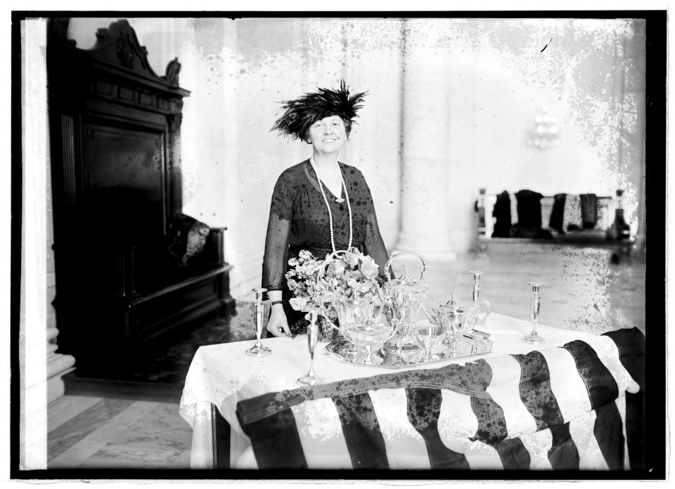 Mrs. Thos. R. Marshall, 2-22-21 LCCN2016844955