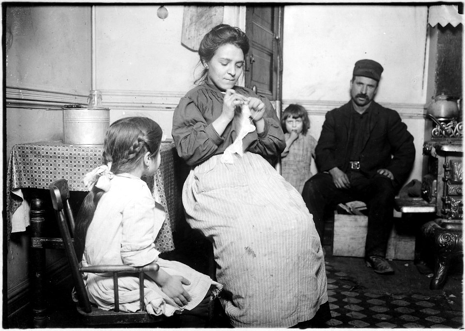 Mrs. Totora, makes from $2 to $2.50 a week making lace for a contractor. Husband and two children, 4 and 7. Mrs. T.... - NARA - 523507