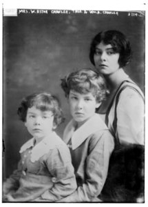 Mrs. W. Astor Chanler, Theo & Wm. A. Chanler LCCN2014700671