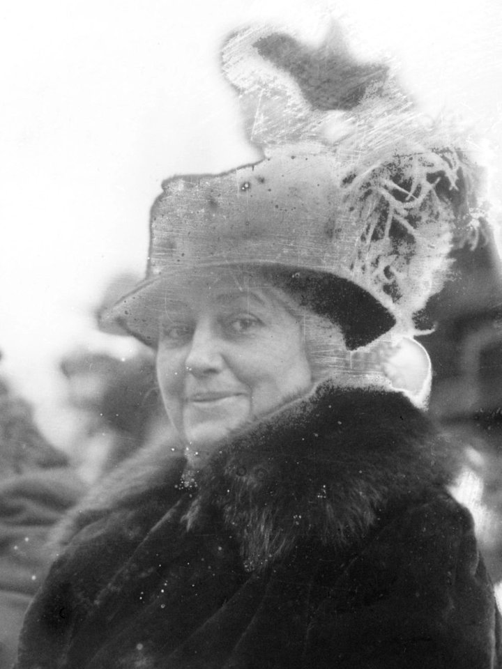 Mrs. T.A. Edison LCCN2014700516 (cropped)