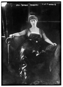 Mrs. Warren Fairbanks LCCN2014705011