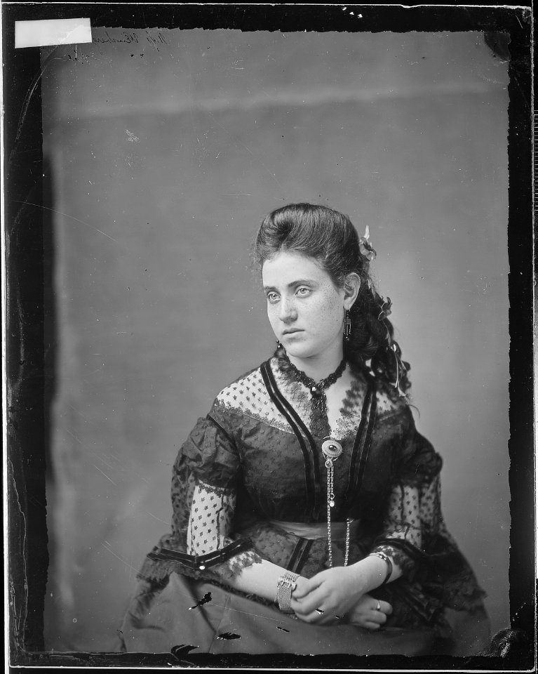 Mrs. Weinburg - NARA - 525867