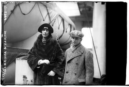 Mrs. W.K. Dick & J.J. Astor LCCN2014719028
