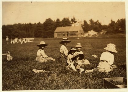 Mrs. Willett and two little girls. Said 8 and 12 years old. Living in W. Wareham, Mass. LOC nclc.00132