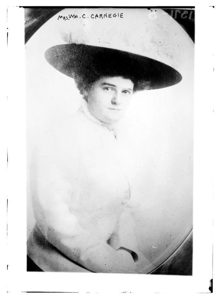 Mrs. William C. Carnegie LCCN2014687445