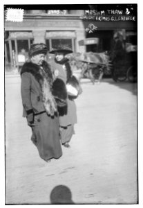 Mrs. Wm. Thaw and (Daughter) Mrs. G.L. Carnegie LCCN2014697235