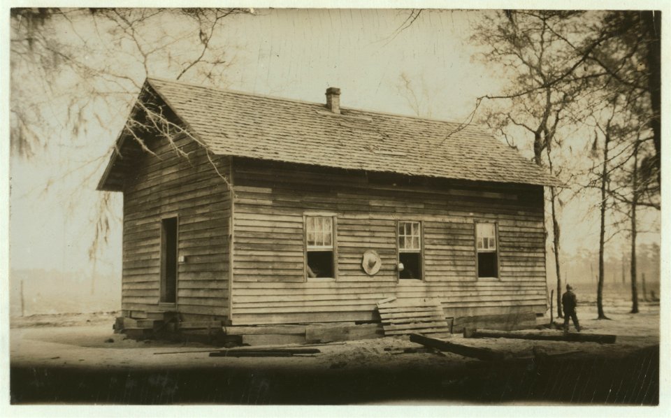 Mt. Pleasant school near Valdosta. Typical of the country schools of many parts of Georgia. LOC nclc.00247