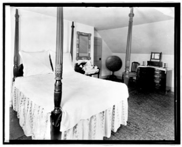 Mt. Vernon, (Virginia), Maine room LCCN2016824143