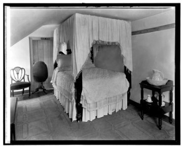 Mt. Vernon, (Virginia), No. Carolina room LCCN2016824144