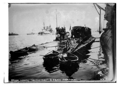 Mudros, Lemnos - Jaureguibery & French submarines LCCN2014700336