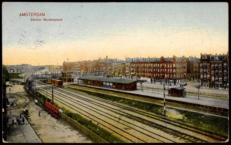 Muiderpoortstation met Celebesstraat en rechts de Balistraat. Uitgave Dr. Trenkler co. Leipzig, Afb PRKBB00364000006