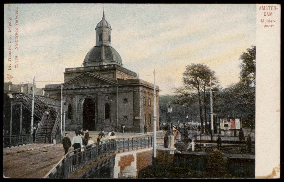 Muiderpoort, Sarphatistraat 124 met een voetgangers-spoorbrug over de Sarphatistraat. Dr. Trenkler & Co. Leipzig, Afb PBKD00157000008