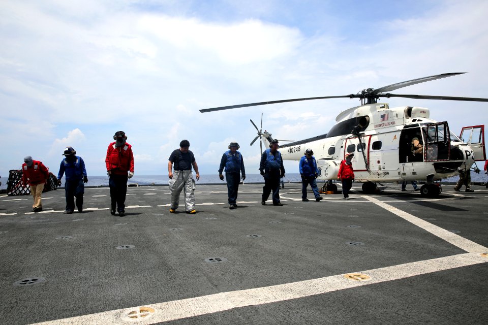 MSC's USNS Charles Drew Conduct's Trilateral Replenishment-at-Sea 160419-N-IX266-007
