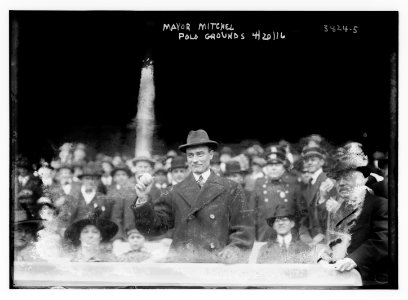 Mayor Mitchel, Polo Grounds, 4-20-16 LCCN2014701477