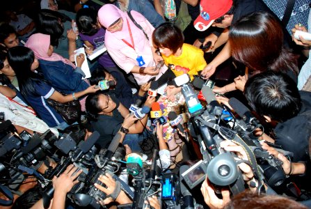 MTV EXIT Pres Conference (4559628494)