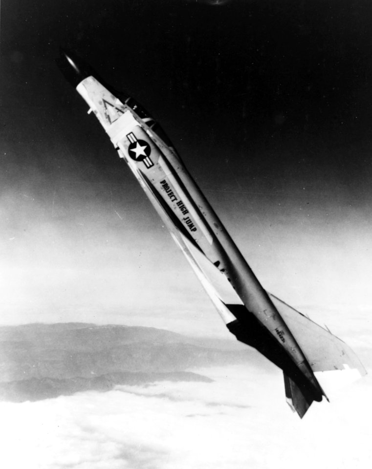 McDonnell F4H-1 Phantom II climbing during Project High Jump record flight in 1962