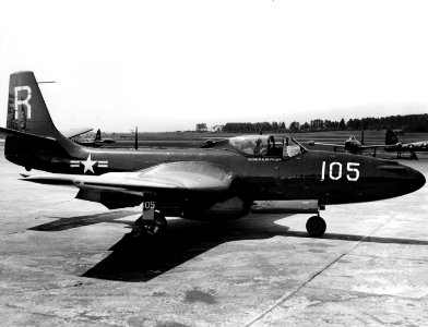 McDonnell FH-1 Phantom of VF-17A at Dow Air Force Base, Bangor, Maine (USA), in 1948 (UA 458.14.01)