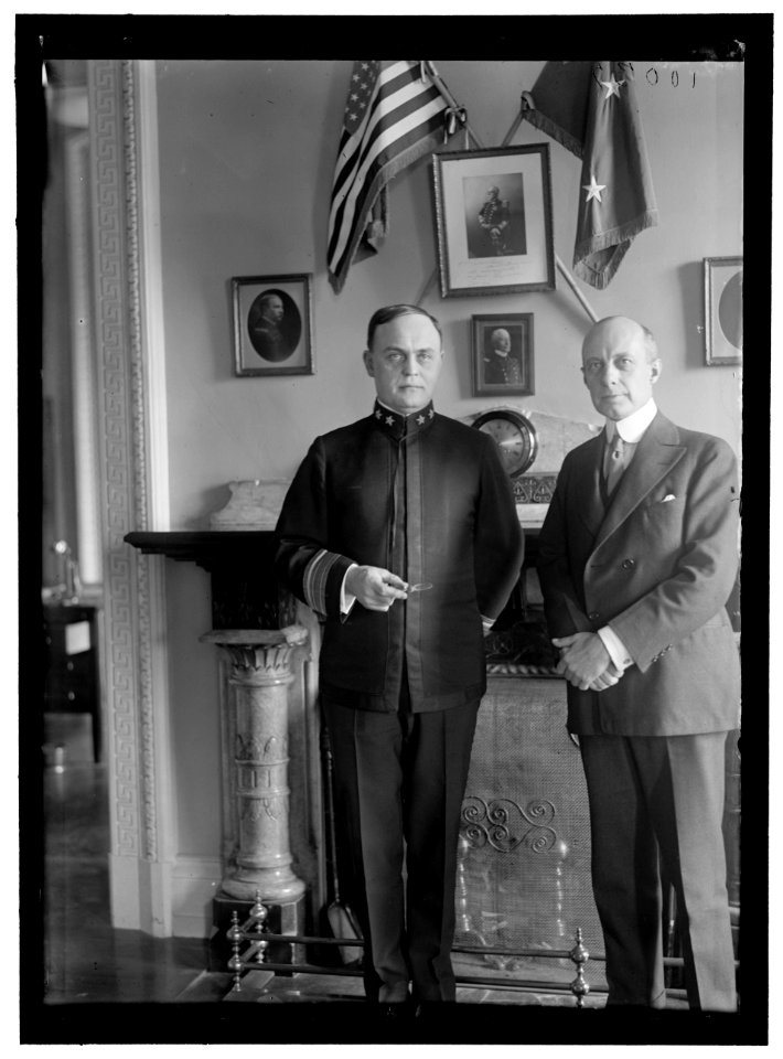 McGOWAN, SAMUEL. REAR ADMIRAL, U.S.N.; PAYMASTER GENERAL, 1914-. LEFT, WITH L. G. STEVENSON LCCN2016868767