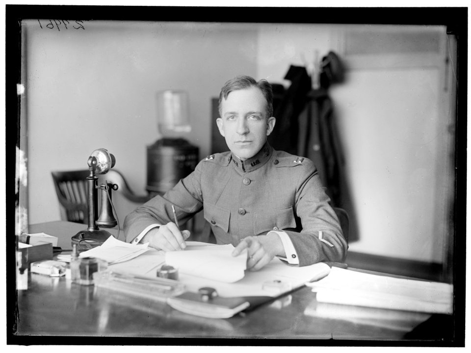 McKELLY. CAPT., U.S.A. AT DESK LCCN2016869672