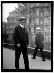 McGOWAN, SAMUEL, REAR ADMIRAL, U.S.N.; PAYMASTER GENERAL, 1914- LCCN2016867757