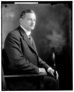 McLEAN, ANGUS. HONORABLE LCCN2016860071