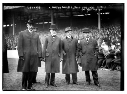 Mayor Gaynor, (Polo Grounds,) Col. John Whalen LCCN2014691554