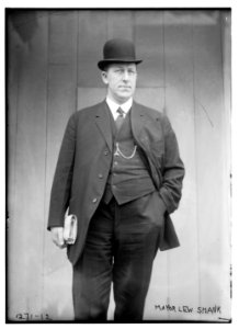 Mayor Lew Shank LCCN2014686592