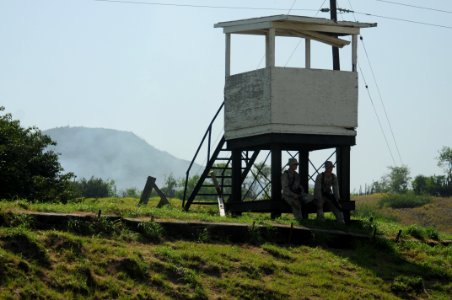 MCSF at GTMO Firing Range 110726-N-AT101-101