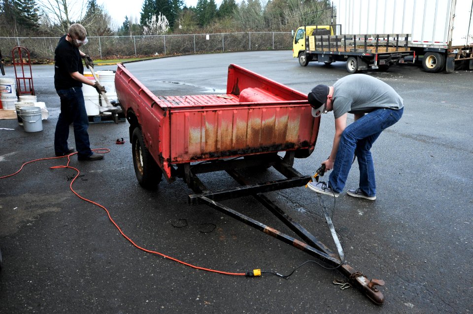 MCSFBn Bangor Sailors and Marines Impact Bremerton Community 150226-N-OO032-048