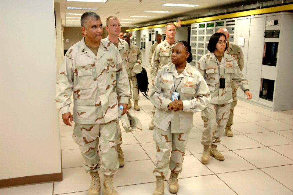 MCPON Visits Bahrain DVIDS108102