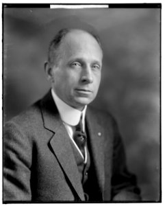 McREYNOLDS, F.W. LCCN2016860671