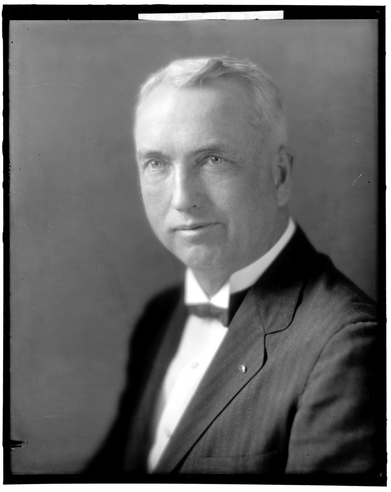 McSWAIN, J.J. HONORABLE LCCN2016861084