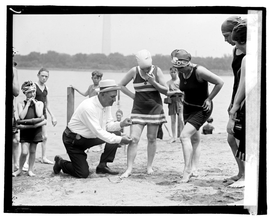 Measuring bathing suits, 6-30-(22) LOC npcc.06624