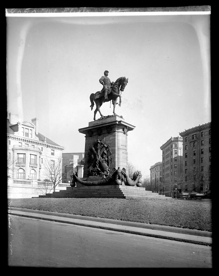 McClellan Statue, (Connecticut Ave. and Columbia Rd., NW, Washington, D.C.) LCCN2016824084