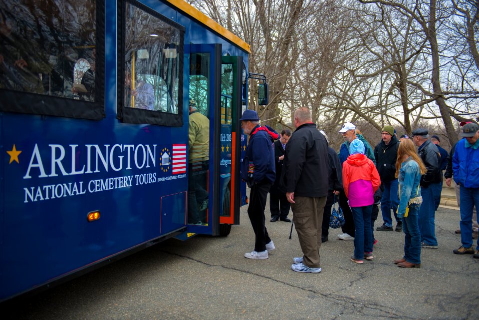 Medal of Honor Day Bus Tour - loading bus (16309249803)