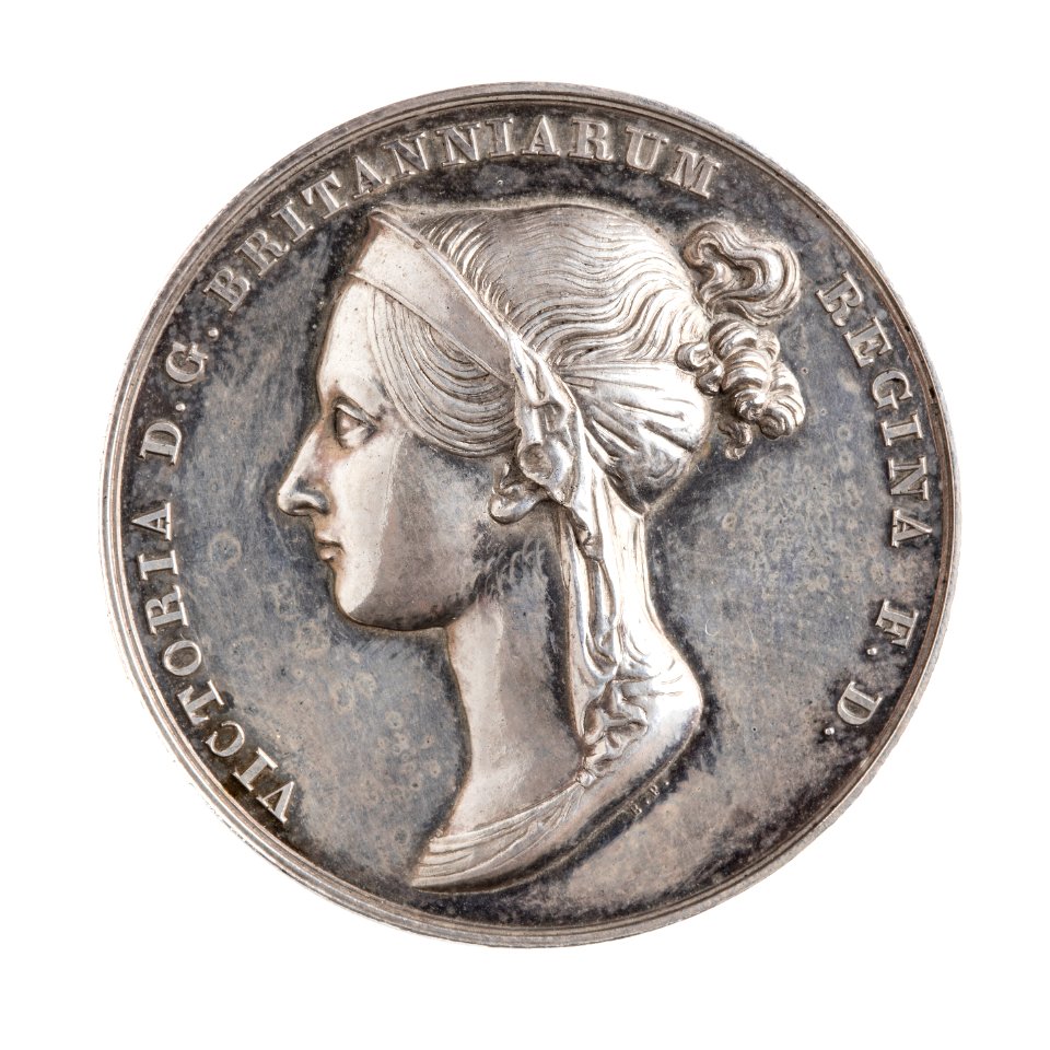Medalj slagen med anledning av drottning Victorias kröning 28 juni 1838 - Skoklosters slott - 110780