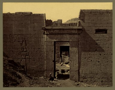 Medinet Habou LCCN2004672024