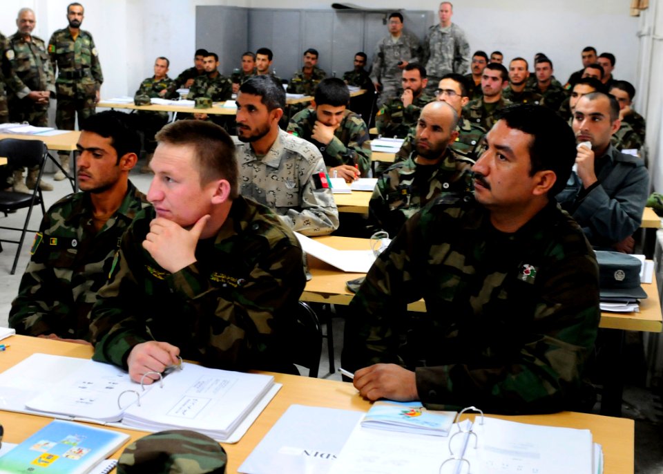 Medical Sergeants learn to perform better as leaders (4513729502)