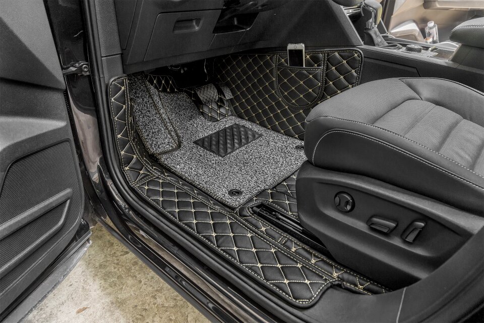 Technology equipment seat