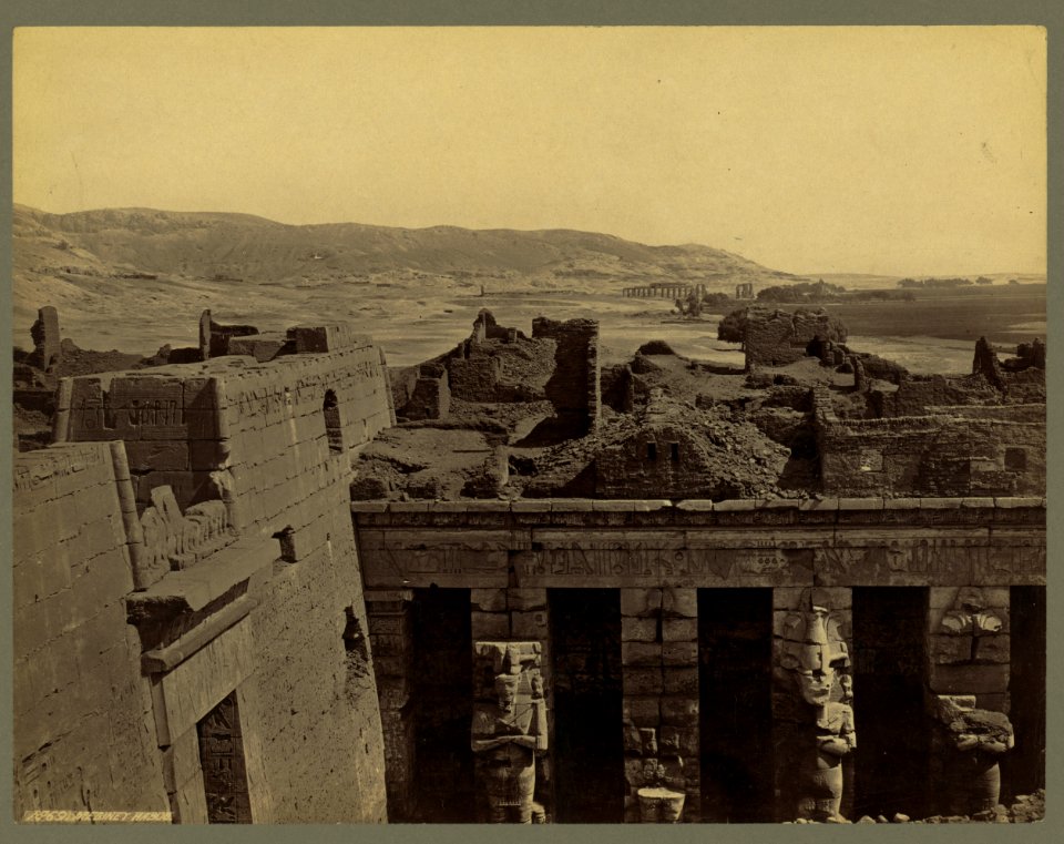 Medinet Habou LCCN2004672025