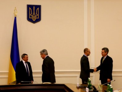 Meeting with Ukraine Prime Minister Arseniy Yatsenyuk, March 14, 2014 (13176178583)