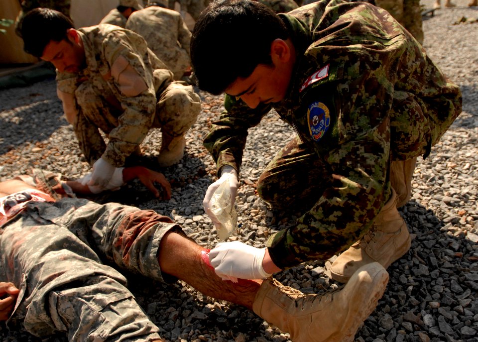Medic course performs medevac training DVIDS374305