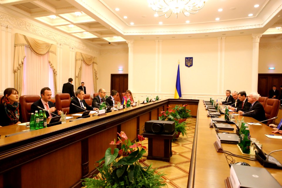 Meeting with Ukraine Prime Minister Arseniy Yatsenyuk, March 14, 2014 (13176327954)