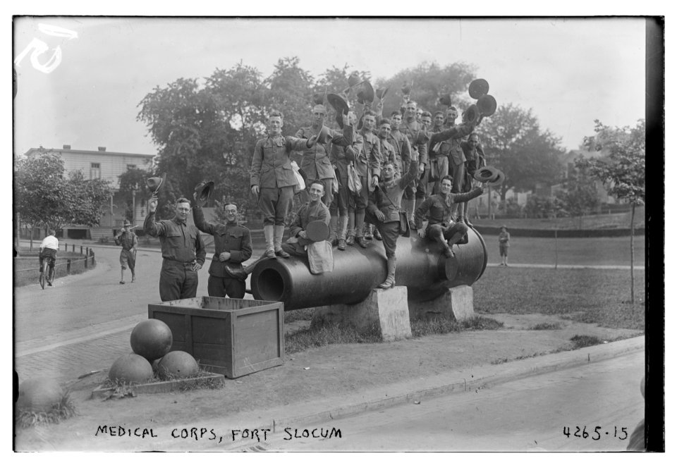 Medical corps, Fort Slocum LCCN2014705048