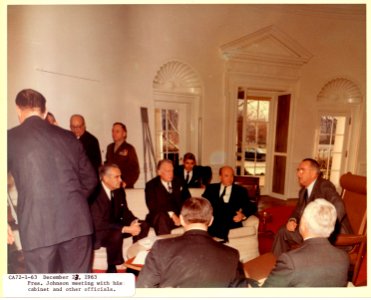 Meeting with Cabinet Oval Office photo