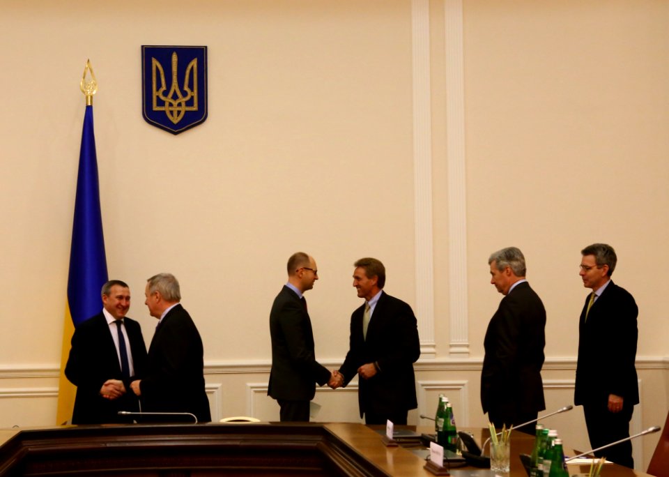 Meeting with Ukraine Prime Minister Arseniy Yatsenyuk, March 14, 2014 (13176179003)