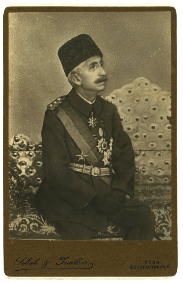 Mehmet VI, three-quarter length portrait, seated, facing front LCCN2004667905