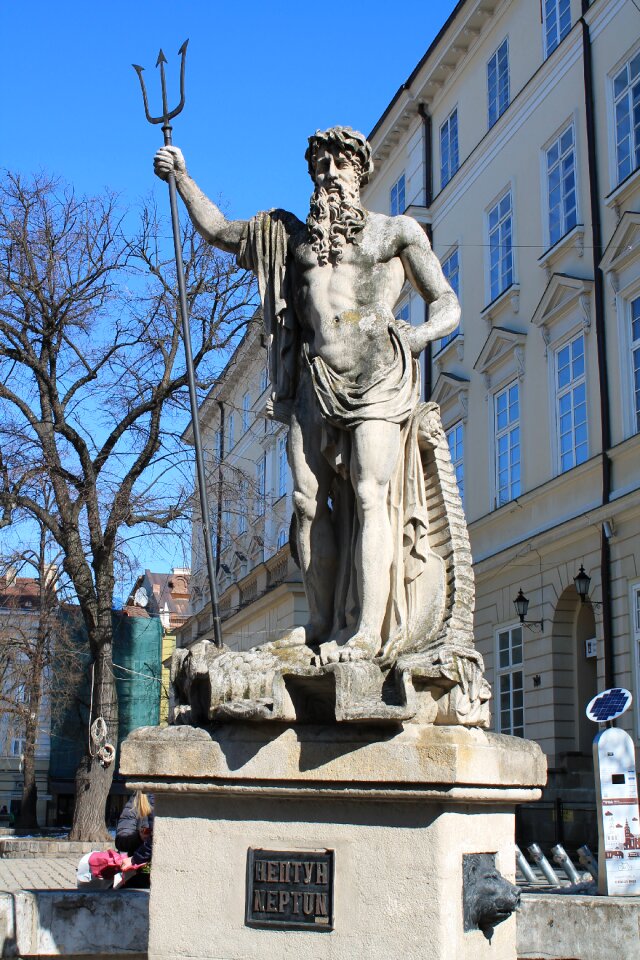 Architecture monument neptune